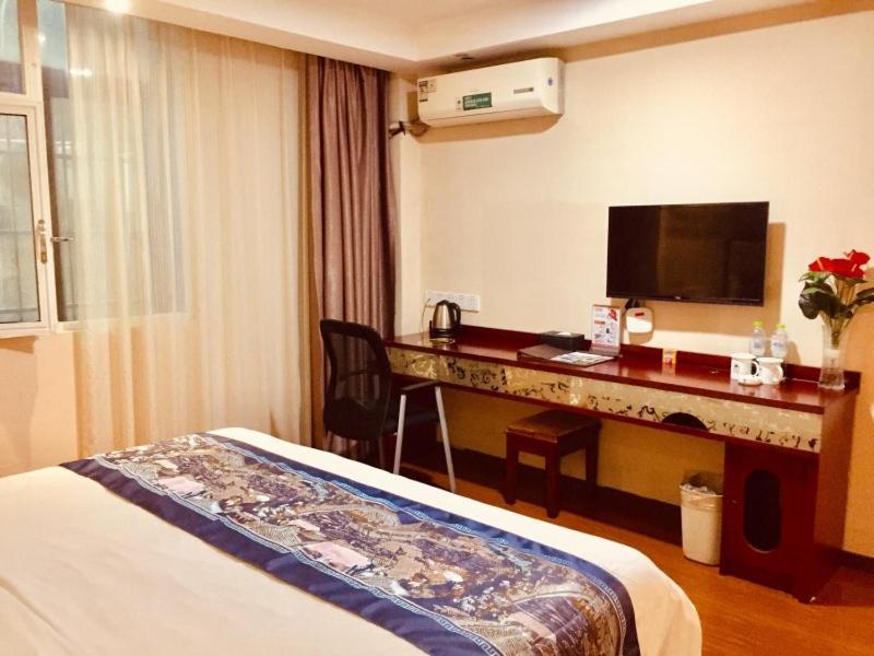 Greentree Inn Guangxi Yulin Jincheng Commercial Building Shell Hotel Exterior photo