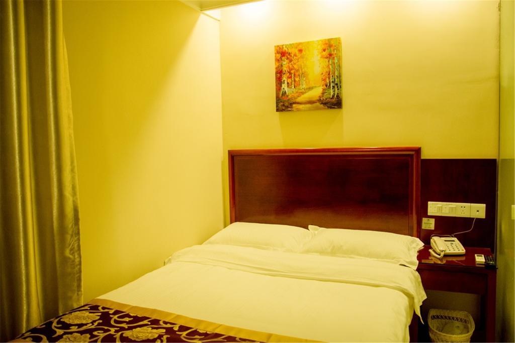 Greentree Inn Guangxi Yulin Jincheng Commercial Building Shell Hotel Exterior photo